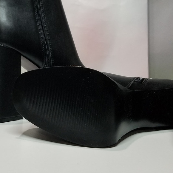 Nine West Women's Loraine 3 Block Heel Ankle Booties  Size 9.5 Black NWT - Picture 9 of 9